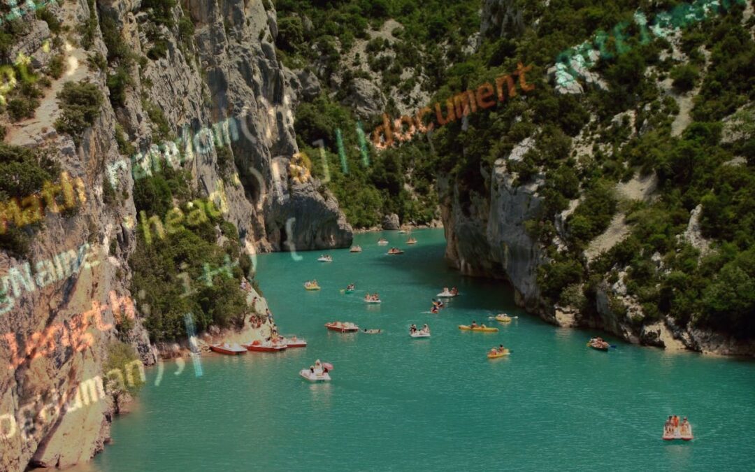 ligne de code html pour illustrer le référencement dans les gorges du verdon